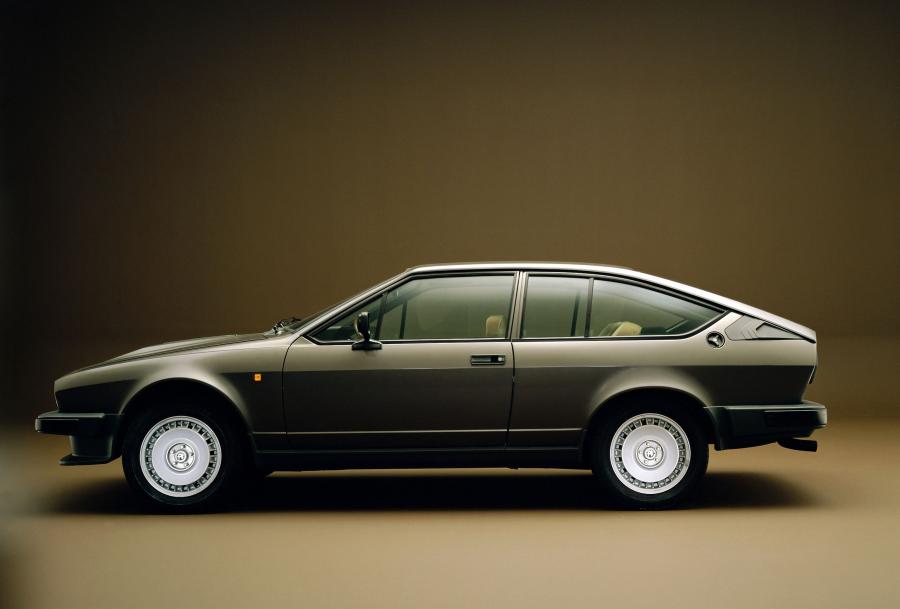  Alfa Romeo GTV 6 2.5 (116) 1980 года  (WW) (фото 8 из 18)